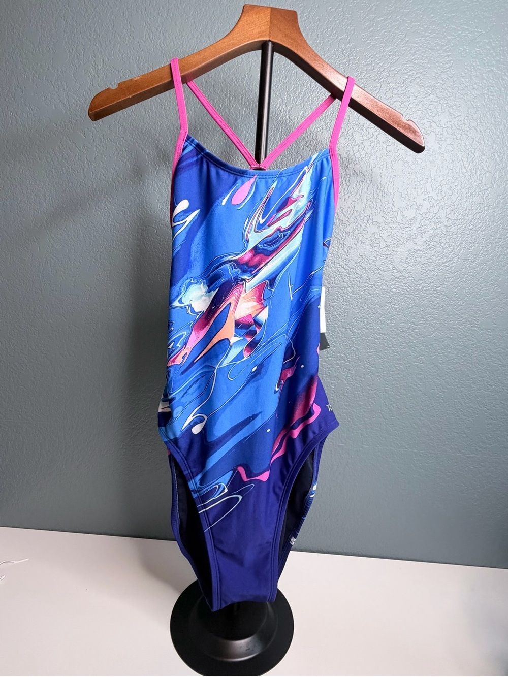 TYR Durafast Elite® TrinityFit Swimsuit
Women’s Size 32 (Medium) • NWT - Picture 3 of 8
